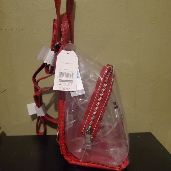 Back Pack - Picture 3 of 4